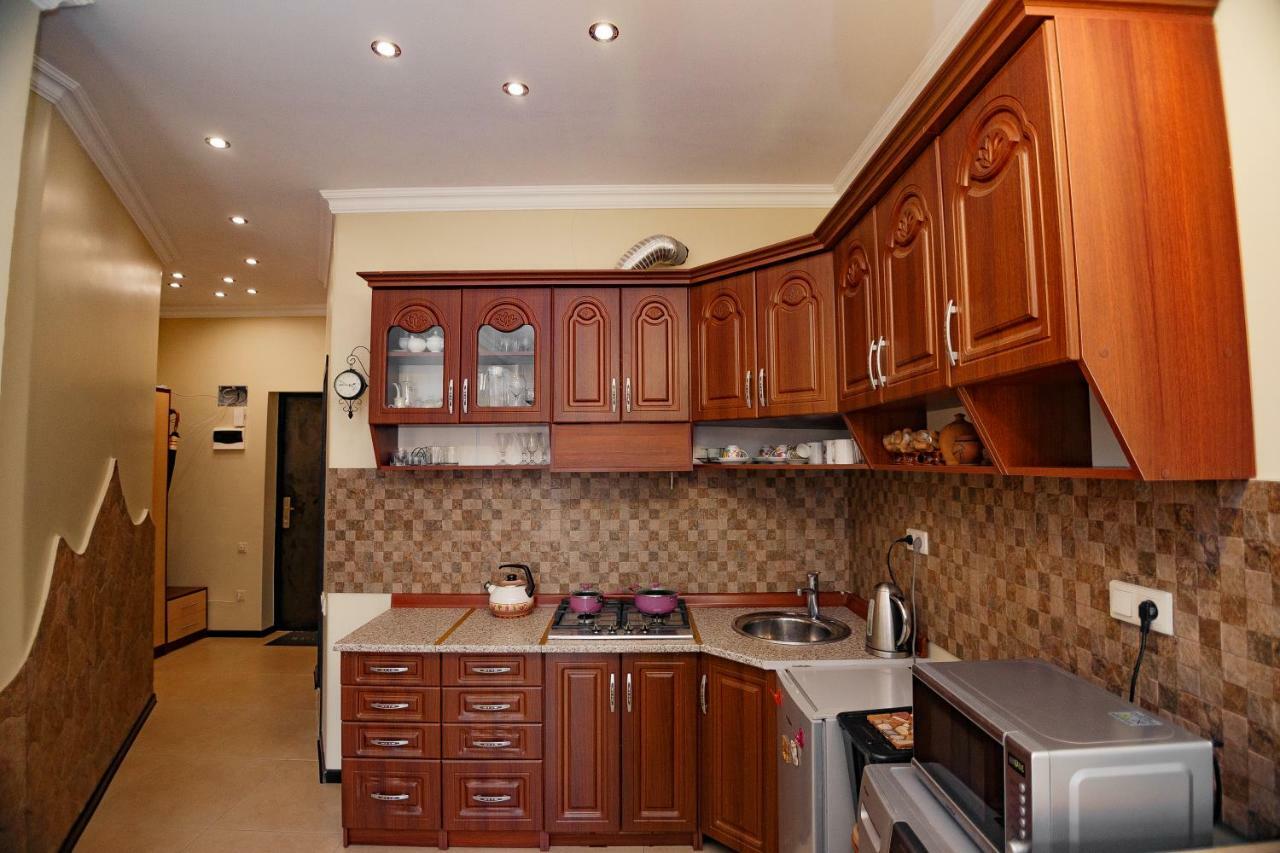 Apartment On Javakhishvili Batoumi Extérieur photo