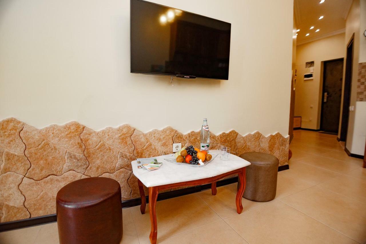 Apartment On Javakhishvili Batoumi Extérieur photo